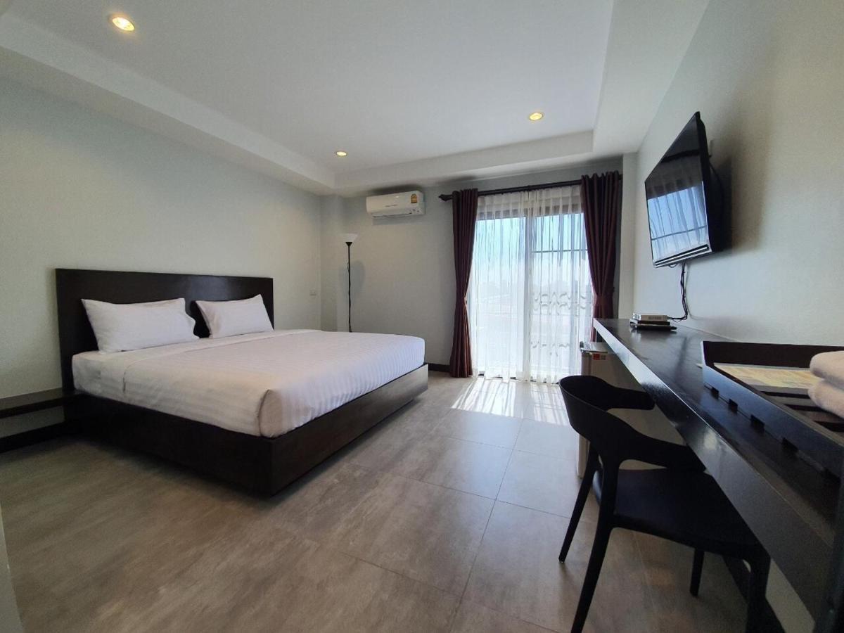T-Nee Hotel@Udon Udon Thani Exterior foto
