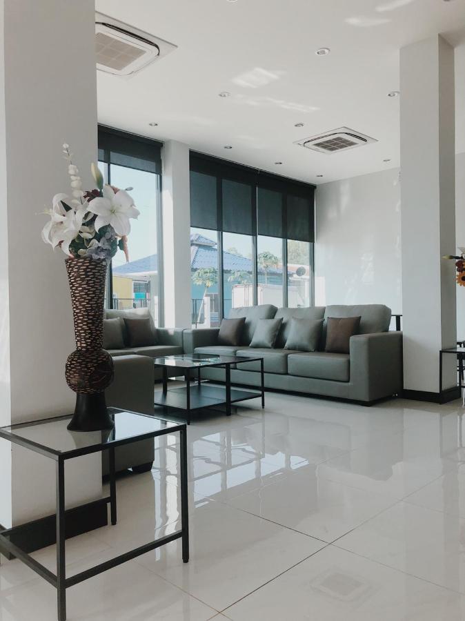 T-Nee Hotel@Udon Udon Thani Exterior foto